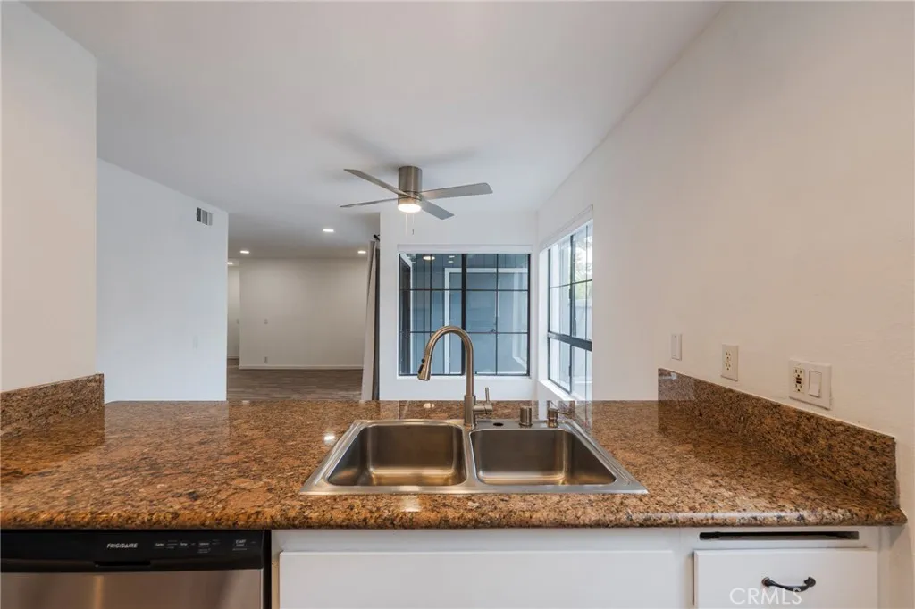 32221 Alipaz 132, San Juan Capistrano, California 92675 home-pic-21